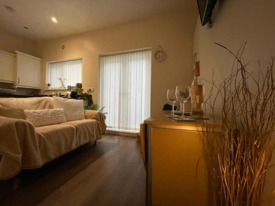 5 Bedroom, Sleeps 9 - Base To Explore Liverpool And Beyond Ліверпуль Екстер'єр фото