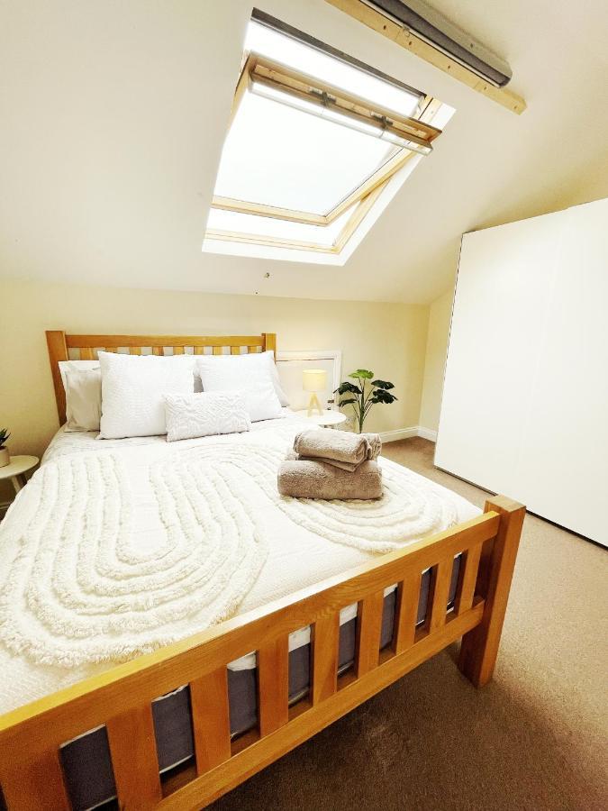 5 Bedroom, Sleeps 9 - Base To Explore Liverpool And Beyond Ліверпуль Екстер'єр фото