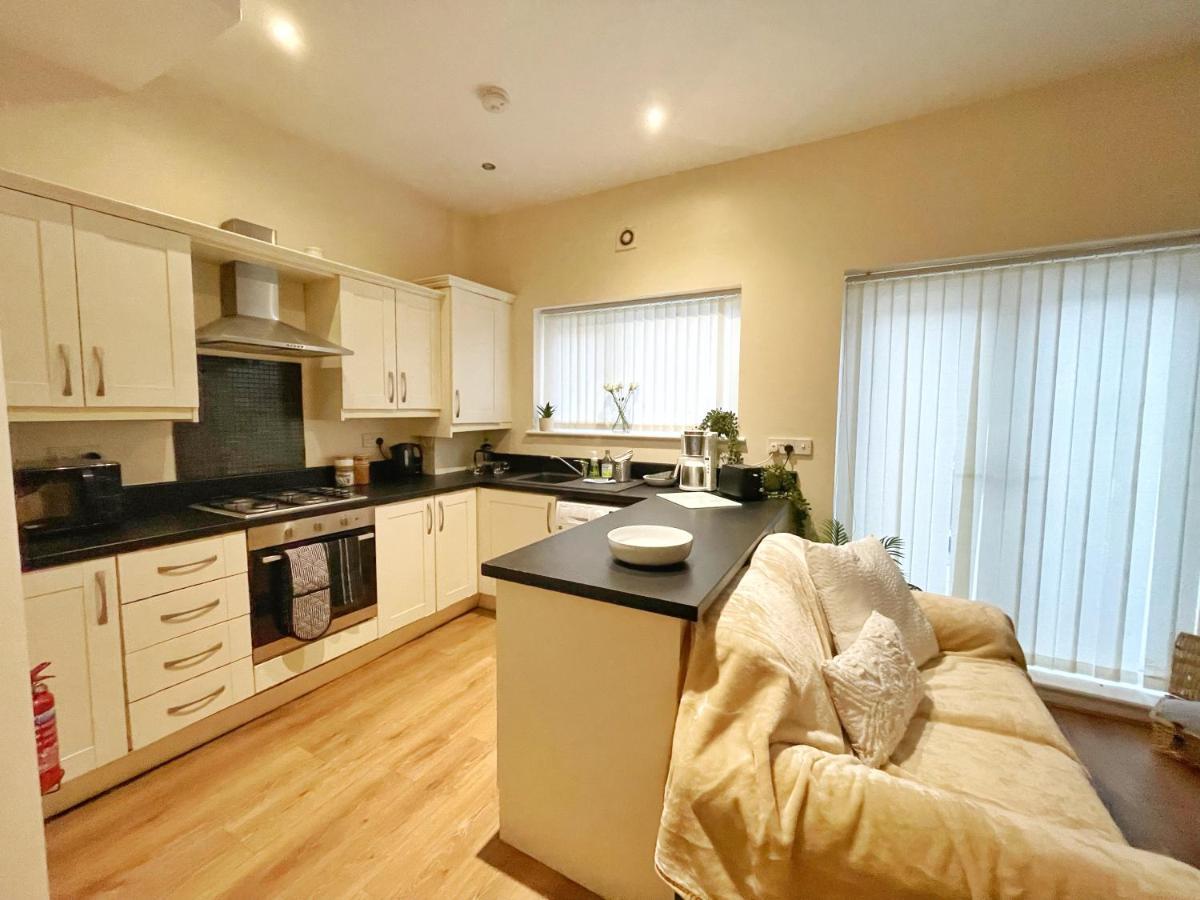 5 Bedroom, Sleeps 9 - Base To Explore Liverpool And Beyond Ліверпуль Екстер'єр фото